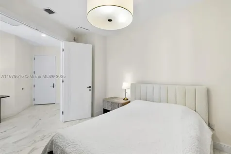 16001 Collins Avenue Sunny Isles Beach FL 33160