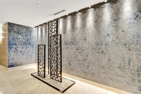 16001 Collins Avenue Sunny Isles Beach FL 33160