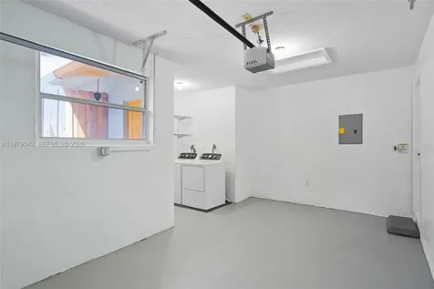 605 SW 15th Street Fort Lauderdale FL 33315