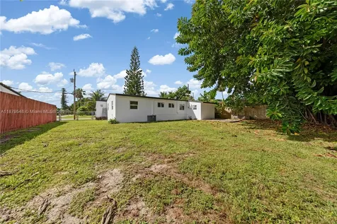 6117 NW 27th Street Margate FL 33063