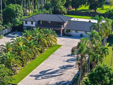 280 NE 156th Street Miami FL 33162