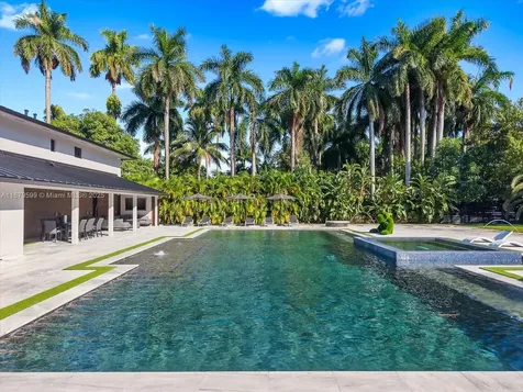 280 NE 156th Street Miami FL 33162