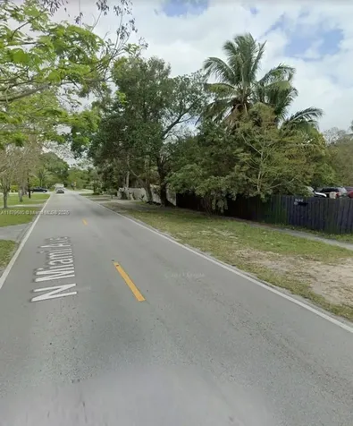 15505 N Miami Avenue Miami FL 33169