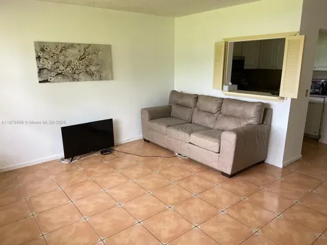 8 Fanshaw A Boca Raton FL 33434