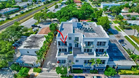 110 SE 2nd Street Delray Beach FL 33444