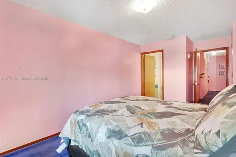 20717 SW 81st Place Cutler Bay FL 33189