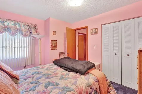 20717 SW 81st Place Cutler Bay FL 33189