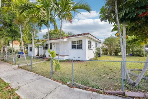 1121 SW 36th Avenue Miami FL 33135