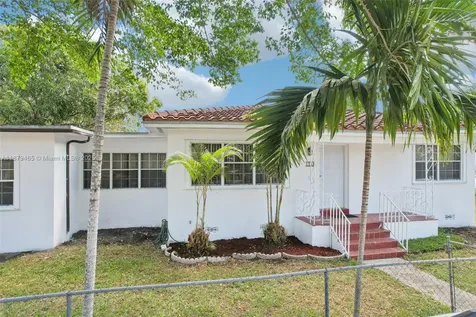 1121 SW 36th Avenue Miami FL 33135