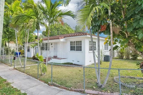 1121 SW 36th Avenue Miami FL 33135