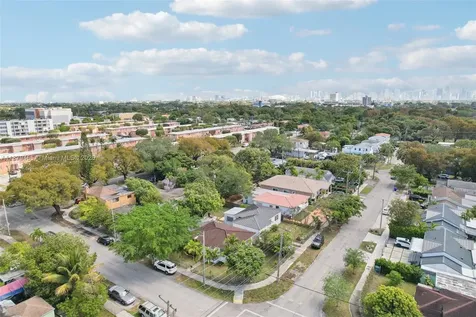 1121 SW 36th Avenue Miami FL 33135