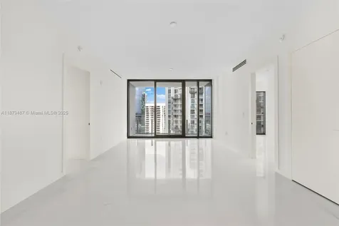300 Biscayne Boulevard Way Miami FL 33131