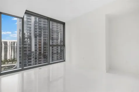 300 Biscayne Boulevard Way Miami FL 33131