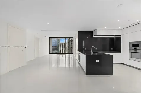 300 Biscayne Boulevard Way Miami FL 33131