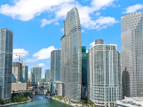 300 Biscayne Boulevard Way Miami FL 33131