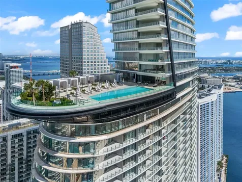 300 Biscayne Boulevard Way Miami FL 33131