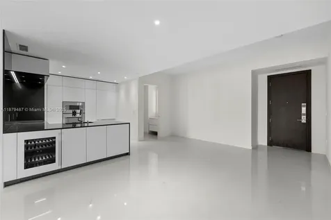 300 Biscayne Boulevard Way Miami FL 33131