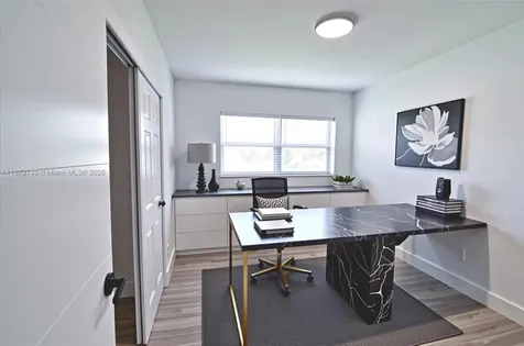 413 SW 22nd Terrace Fort Lauderdale FL 33312