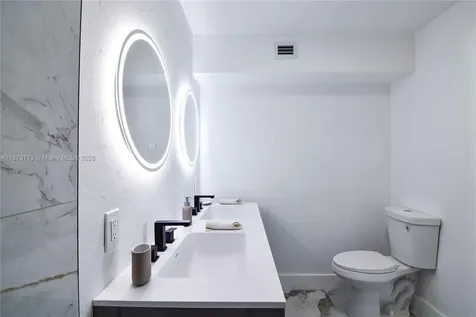 413 SW 22nd Terrace Fort Lauderdale FL 33312