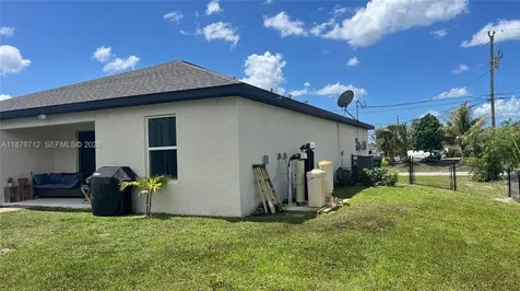 2115 NW 24 Place Cape Coral FL 33993