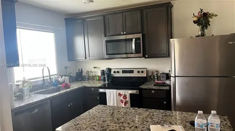 2115 NW 24 Place Cape Coral FL 33993