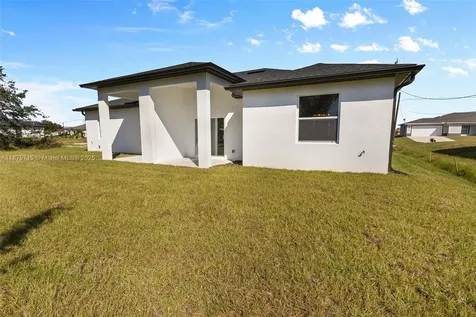 4417 28th Street SW Lehigh Acres FL 33973