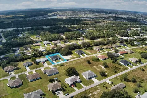 4417 28th Street SW Lehigh Acres FL 33973