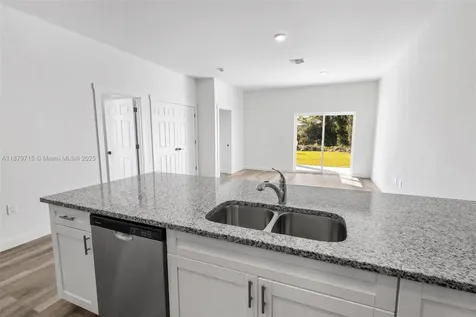 4417 28th Street SW Lehigh Acres FL 33973