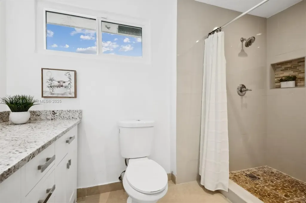 10560 La Placida Drive Coral Springs FL 33065