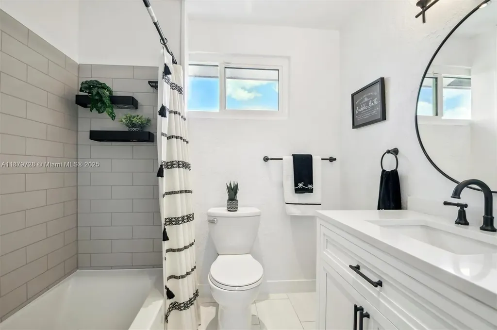 10560 La Placida Drive Coral Springs FL 33065