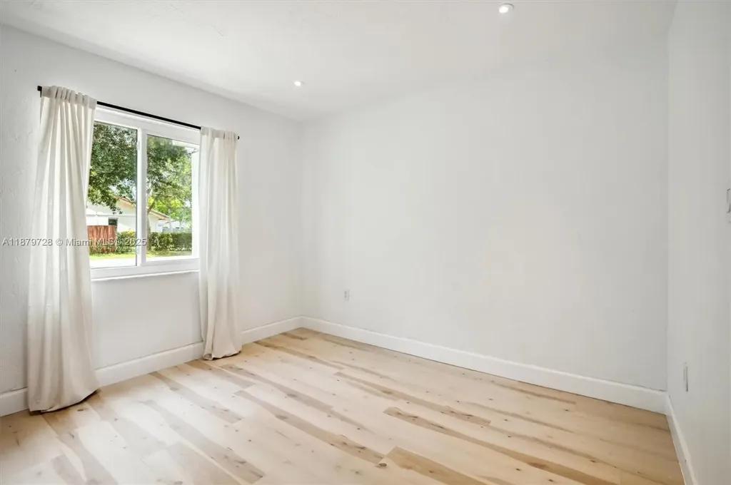 10560 La Placida Drive Coral Springs FL 33065