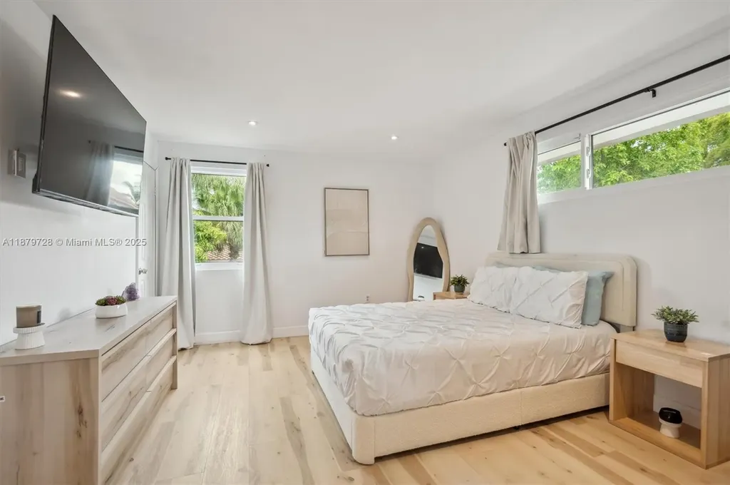 10560 La Placida Drive Coral Springs FL 33065