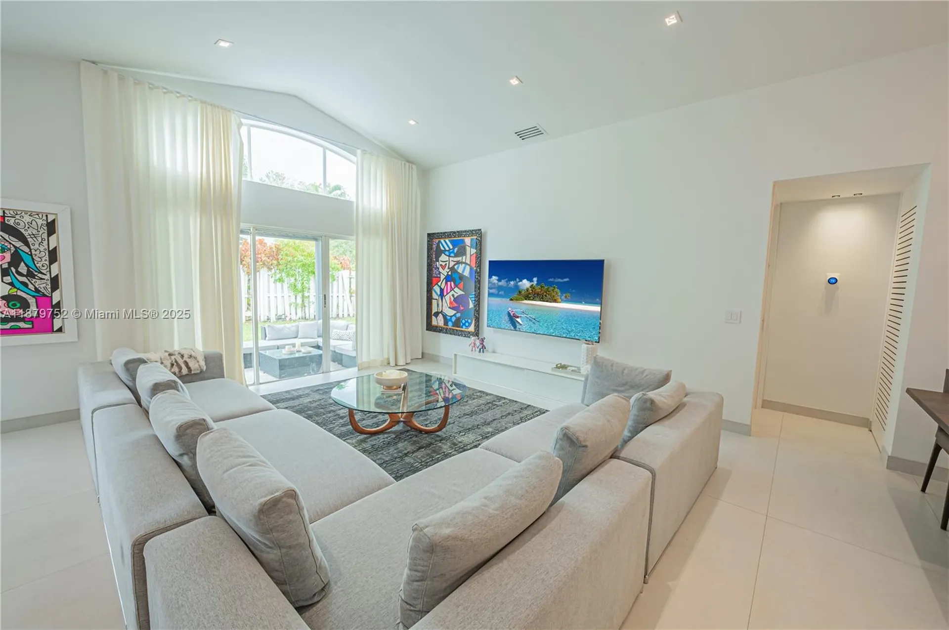 3380 SW 50th Street Hollywood FL 33312