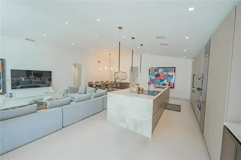 3380 SW 50th Street Hollywood FL 33312