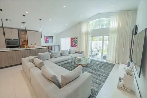 3380 SW 50th Street Hollywood FL 33312