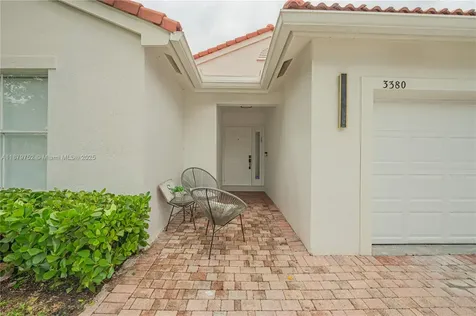 3380 SW 50th Street Hollywood FL 33312