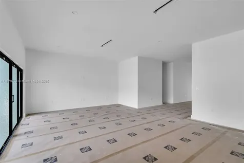 5854 SW 61st Street Miami FL 33143