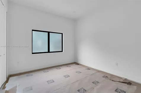 5854 SW 61st Street Miami FL 33143
