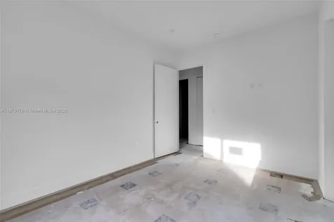 5854 SW 61st Street Miami FL 33143