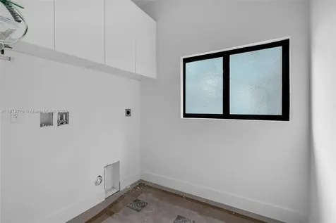 5854 SW 61st Street Miami FL 33143