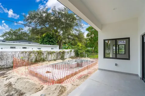 5854 SW 61st Street Miami FL 33143
