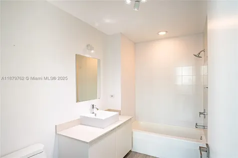 3301 NE 1st Avenue Miami FL 33137