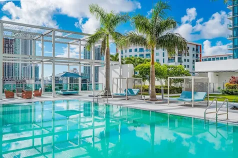 3301 NE 1st Avenue Miami FL 33137