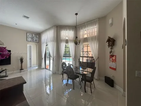 3445 NW 87th Avenue Cooper City FL 33024