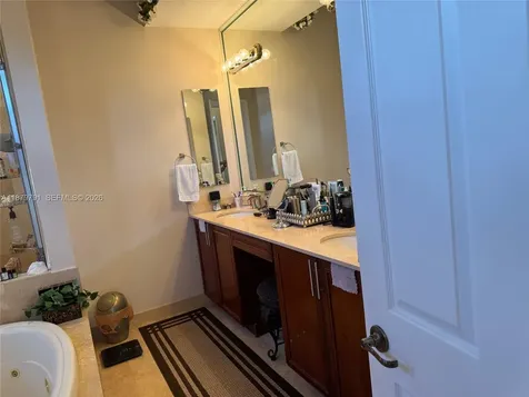 3445 NW 87th Avenue Cooper City FL 33024