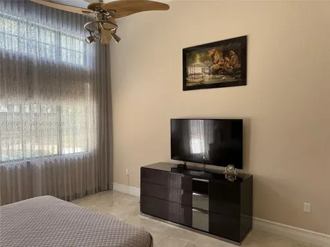3445 NW 87th Avenue Cooper City FL 33024