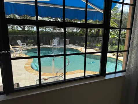 3445 NW 87th Avenue Cooper City FL 33024