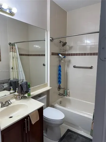 3445 NW 87th Avenue Cooper City FL 33024