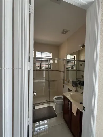 3445 NW 87th Avenue Cooper City FL 33024
