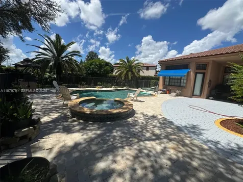 3445 NW 87th Avenue Cooper City FL 33024